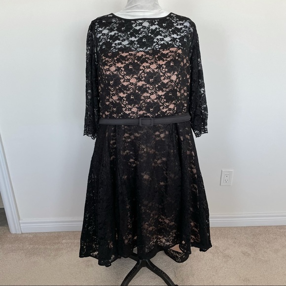 NWT CityChic Black & Tan lace dress - Picture 2 of 12
